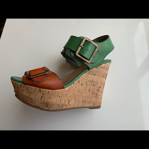Mossimo Wedge Platform Green/Coniac Sandals Size 6 - Picture 2 of 9